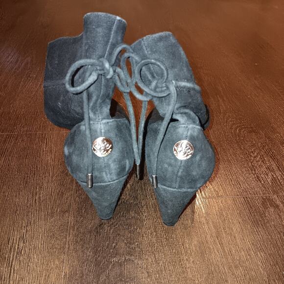 BCBG Wessy Wedge Cinch Slouchy Suede Ankle Bootie Size 7 - Picture 3 of 6